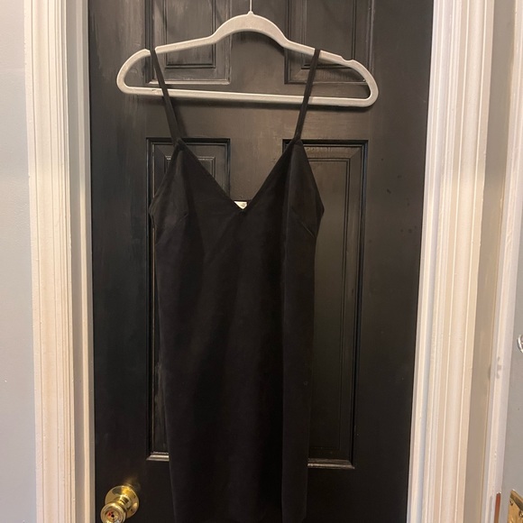 Wilfred Dresses & Skirts - Wilfred Free Black Dress